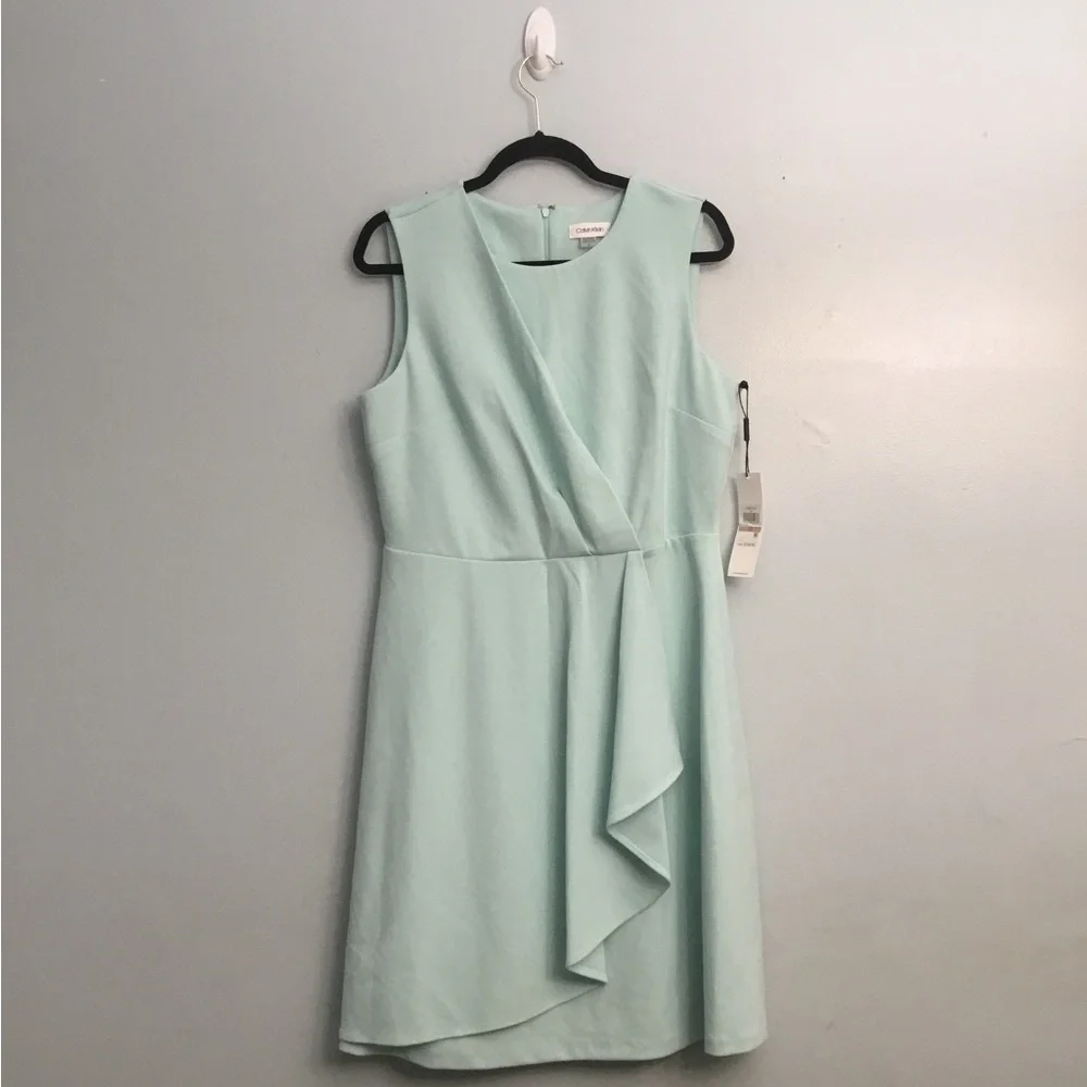 Calvin Klein dress - Picture 4 of 14